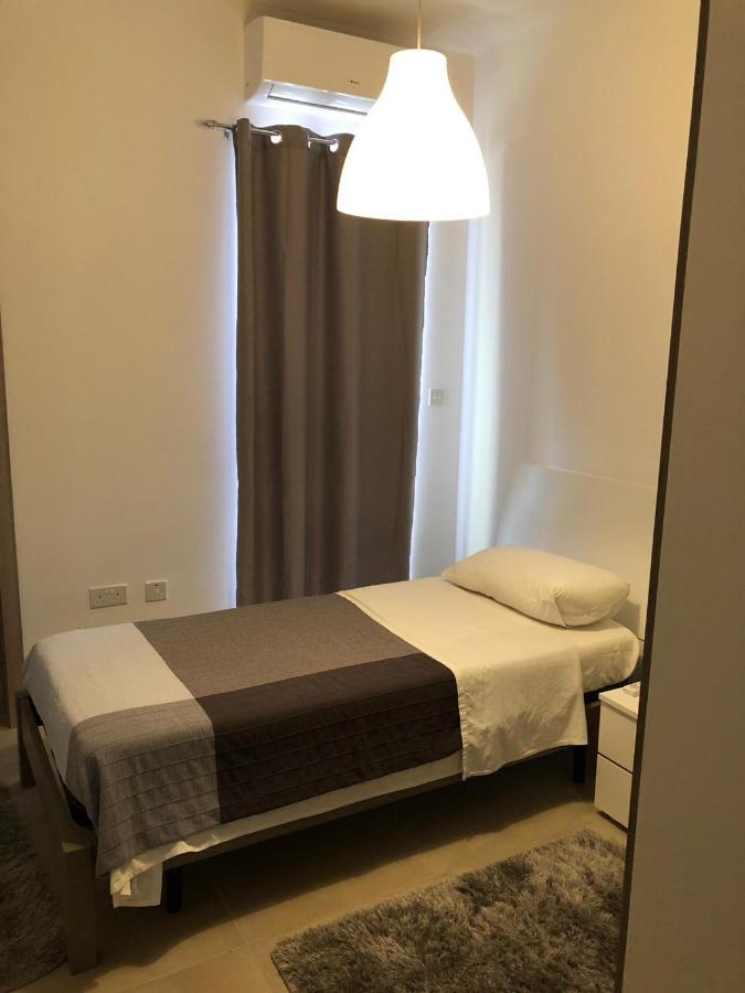 189 Chezli Court Apartment Birżebbuġa Екстериор снимка