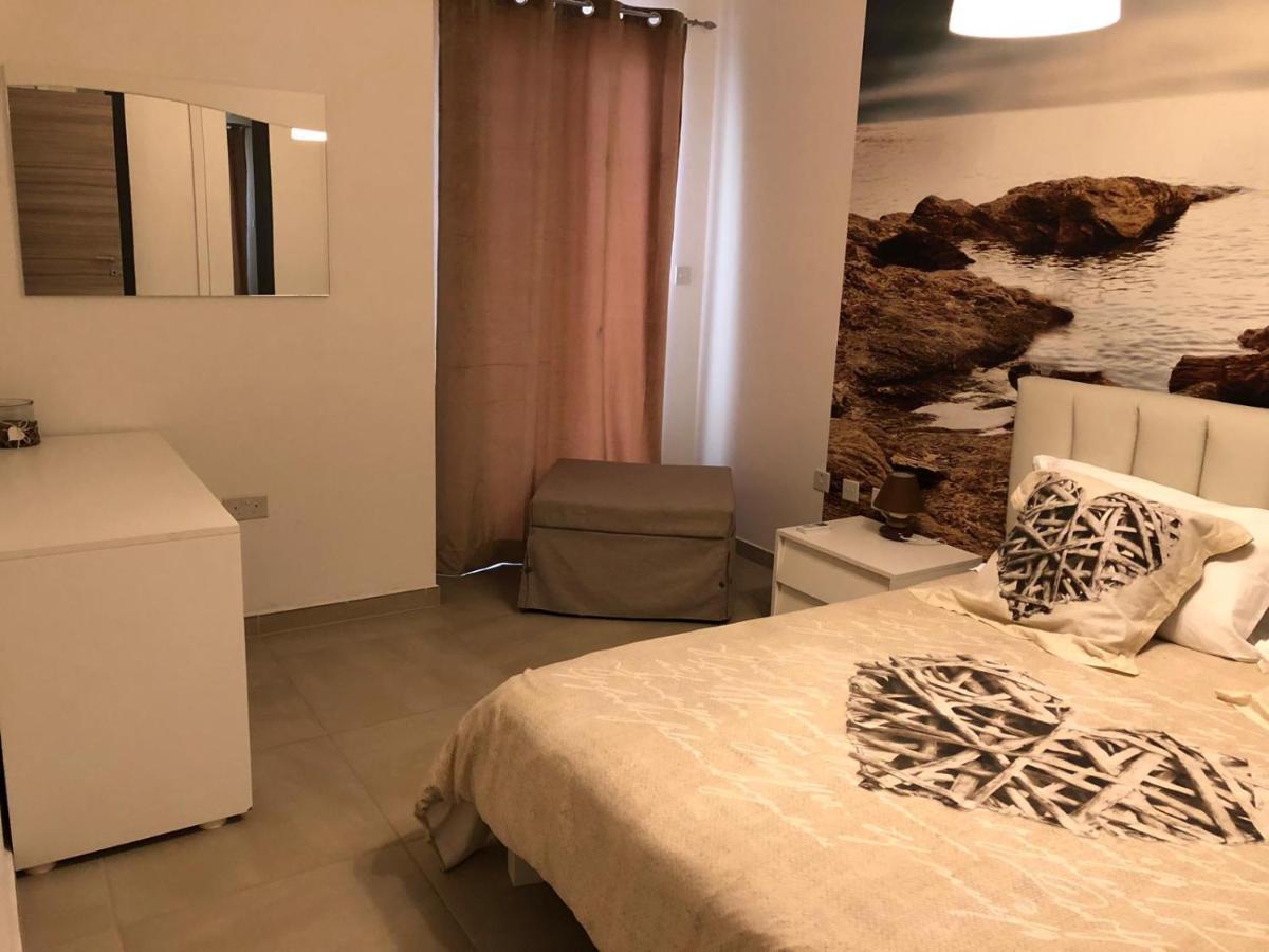 189 Chezli Court Apartment Birżebbuġa Екстериор снимка